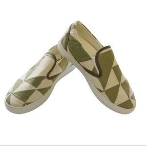 Farewell Frances – Quilted sneakers in green and cream -size 38 / 7